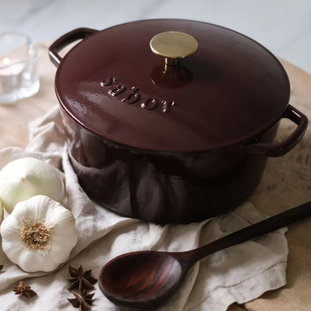 Cast iron casserole 4.4 L zinfandel/brass