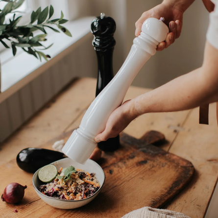 Karou Salt/Pepparkvarn Svart, Stor