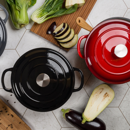 Basic Gjutj&auml;rnsgryta Creme, 6,5 L