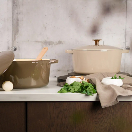 Cast iron casserole 24 cm 4.4 L warm grey