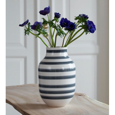 Omaggio Vas small Mörkblå, 12.5cm