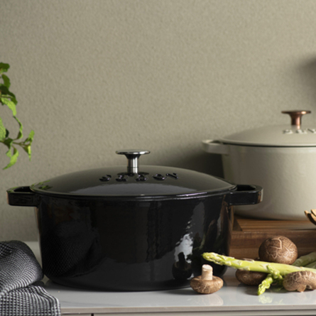 Sabor Gjutj&auml;rnsgryta 6,7 L Svart