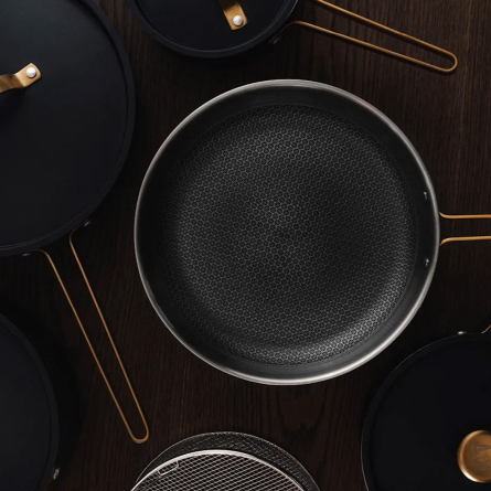 Arvet XL grytset 6 delar svart/m&auml;ssing