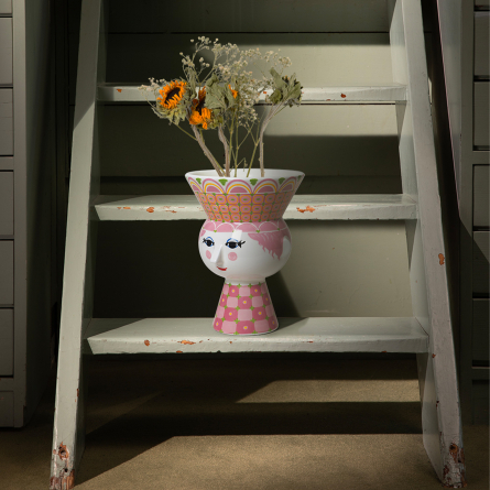 Carmen Vase, Lyserød