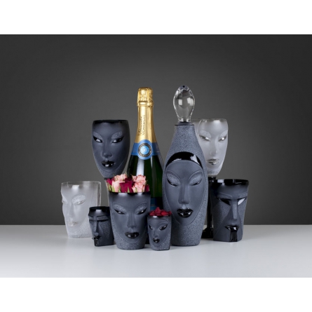 Electra Wine Glass Black, 45cl